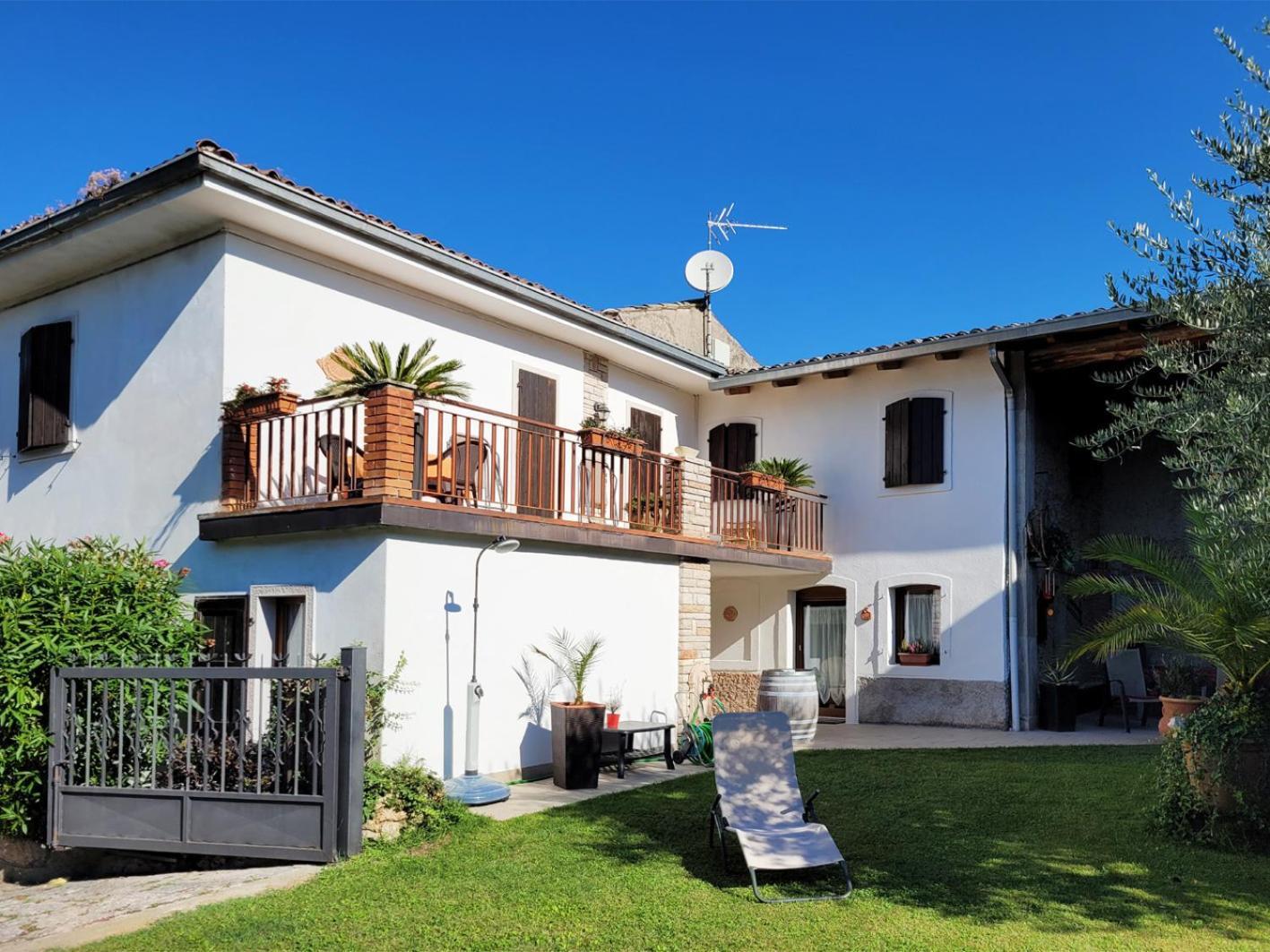 Casa Rustica Con Giardino Villa Caprino Veronese Buitenkant foto